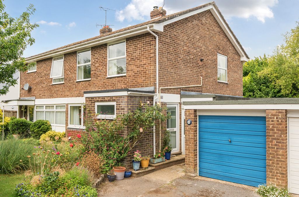 Property photo 1 of 13 1332227-7-688ce6E...