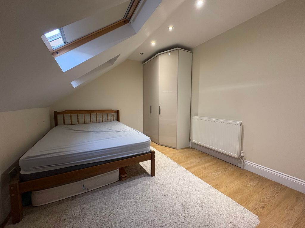 Property photo 2 of 22 Img_9928