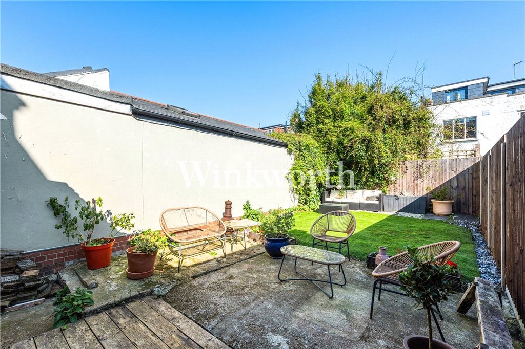 Property photo 2 of 24 Picture No. 06