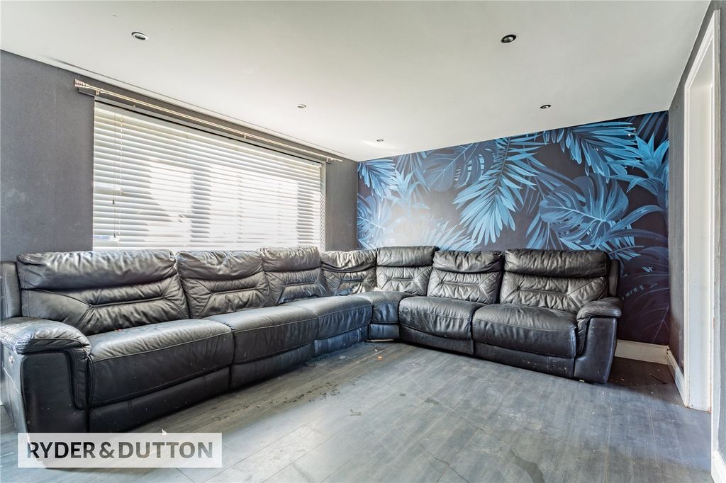 Property photo 2 of 19 Picture No. 50