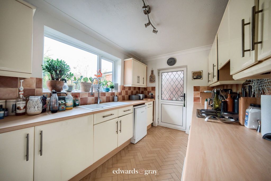 Property photo 3 of 14