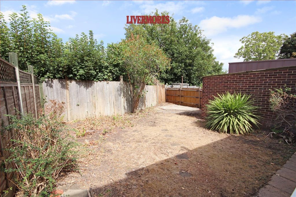 Property photo 2 of 19 Rear Garden.Jpg