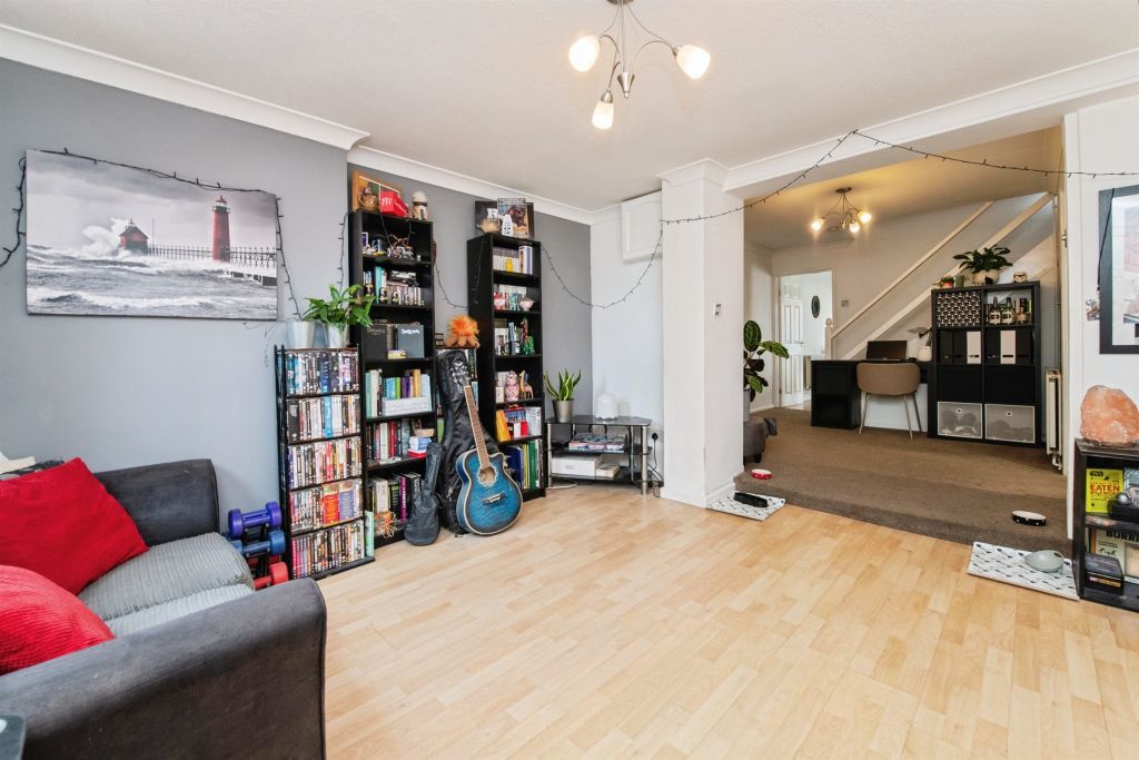 Property photo 3 of 17