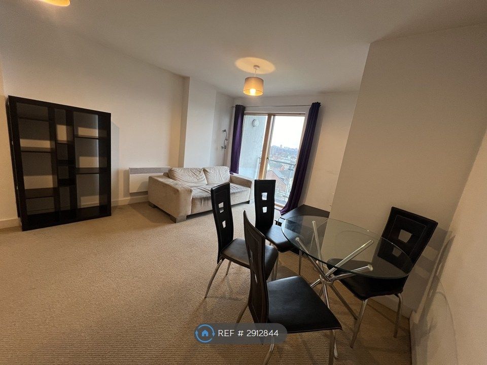 Property photo 2 of 14