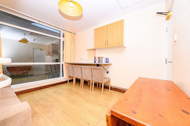 Property photo 3 of 18 Living Room