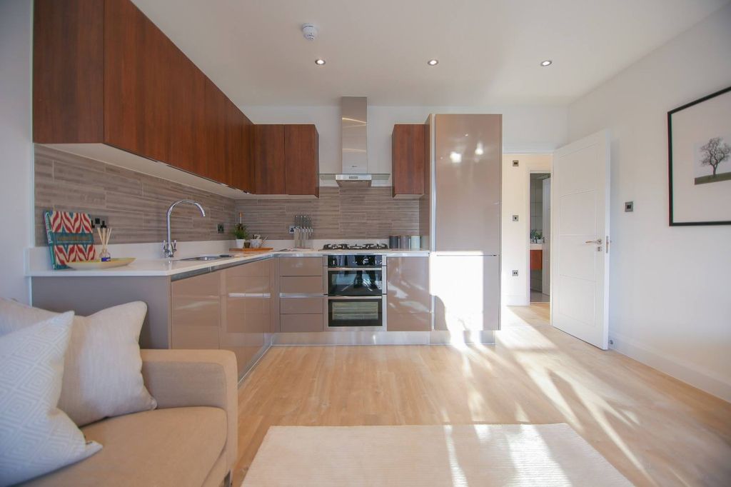 Property photo 1 of 7 Two Bed Two Bath Modern Apartment