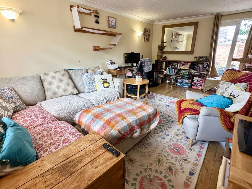 Property photo 2 of 14