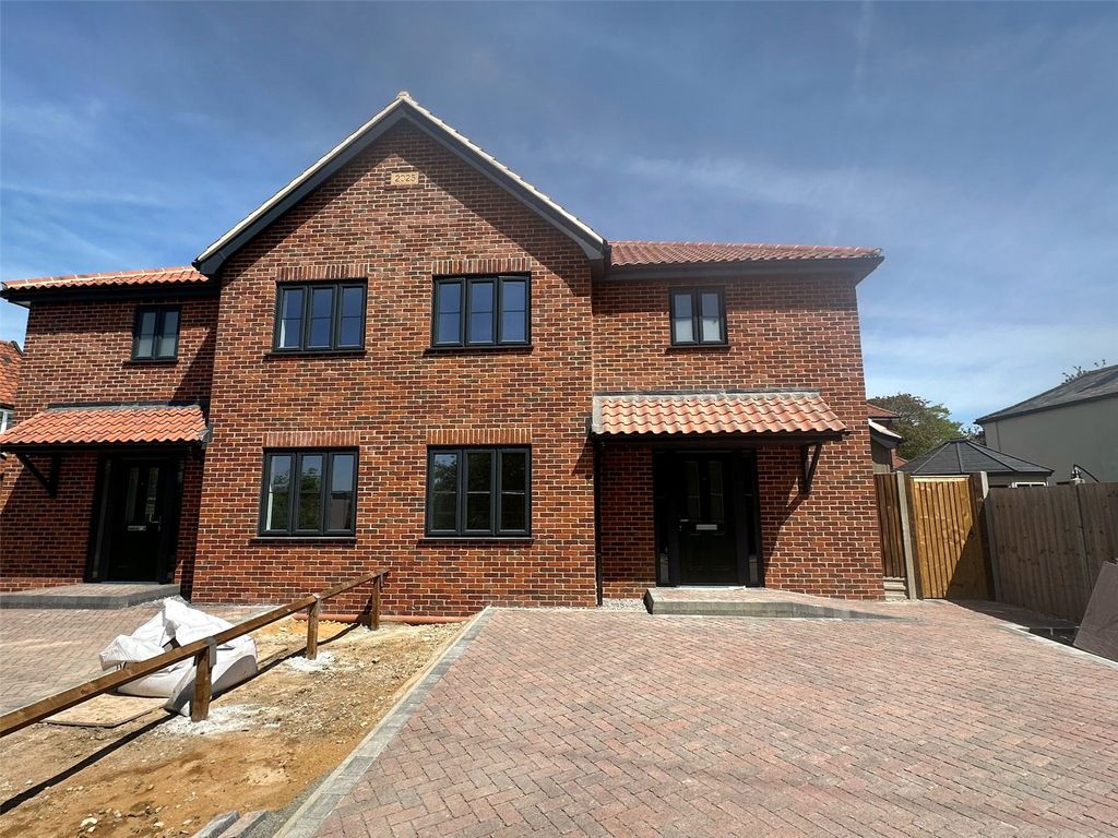 Property photo 1 of 16 Picture No. 01