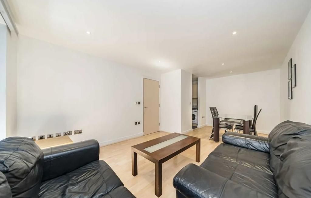 Property photo 2 of 5 Photo 2