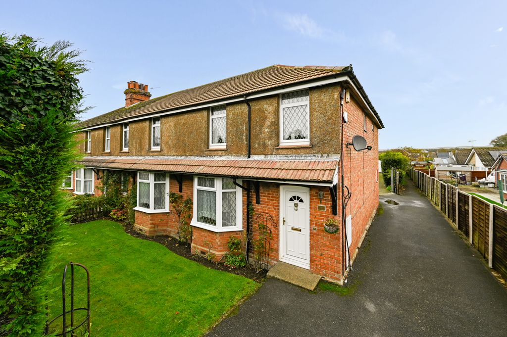 Property photo 1 of 25