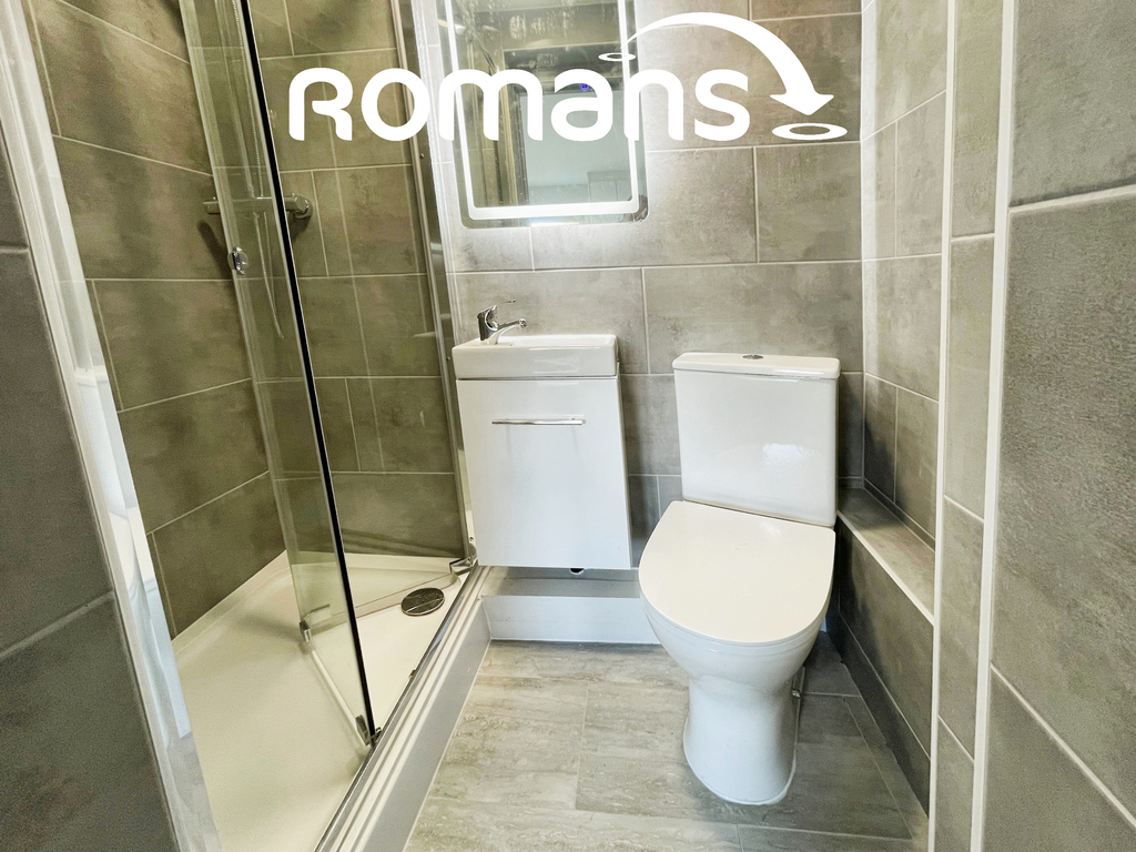 Property photo 3 of 6 E72309E3-3