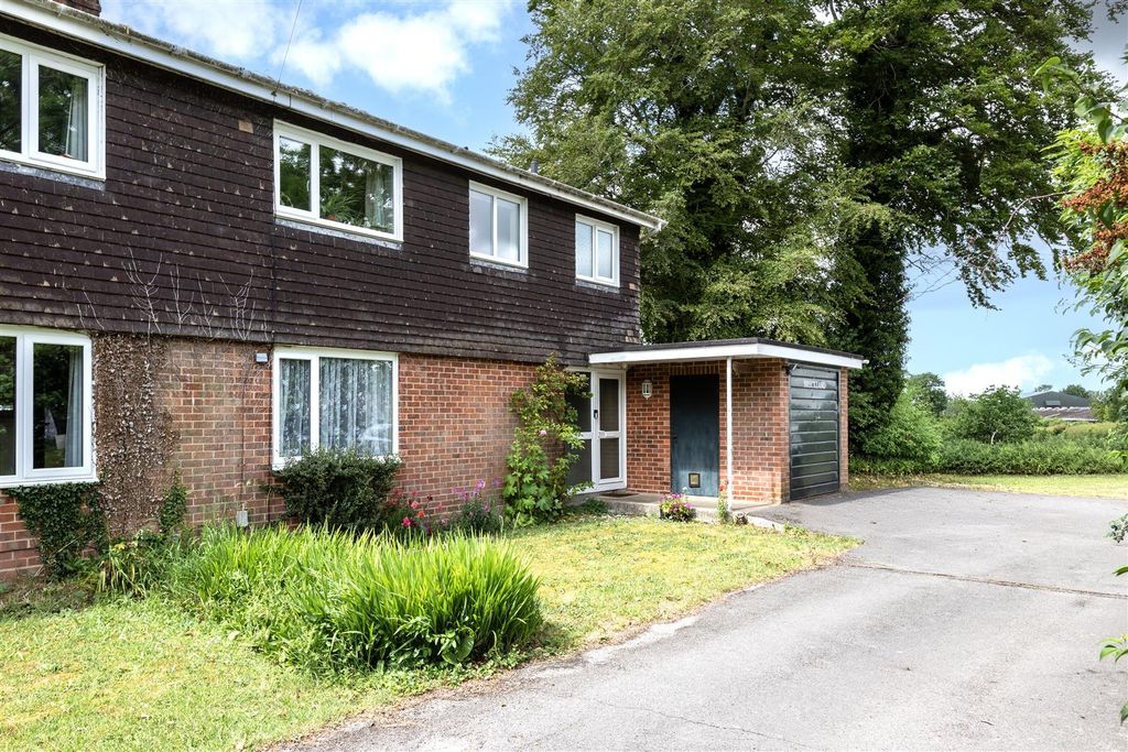 Property photo 1 of 8 Breckland & Beechcroft.Jpg