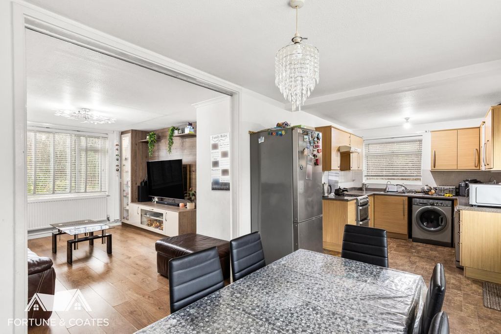 Property photo 3 of 18 Jocelyns_14.Jpg