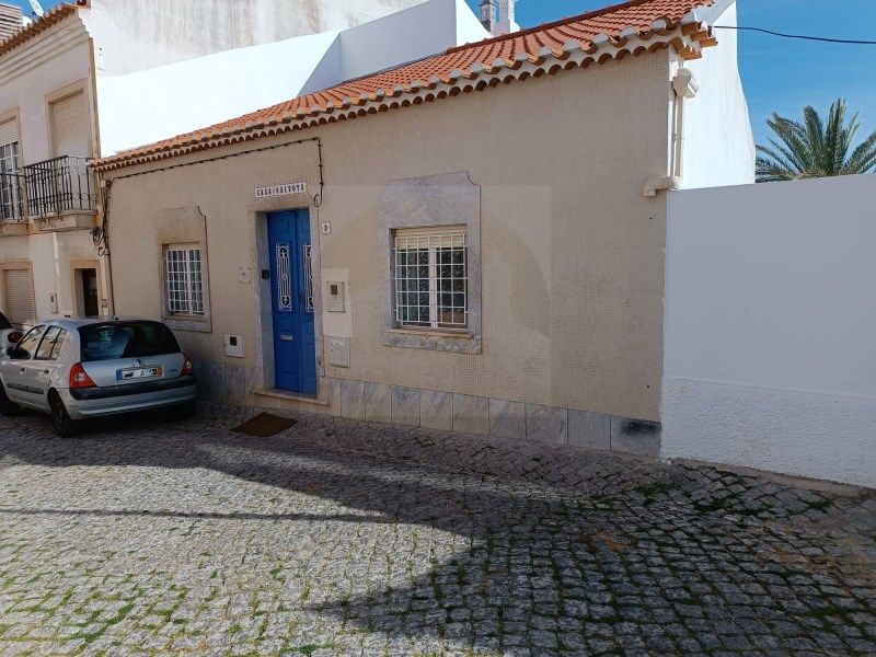Property photo 1 of 27