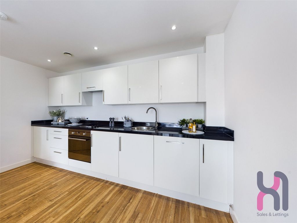 Property photo 2 of 6 Picture No. 06