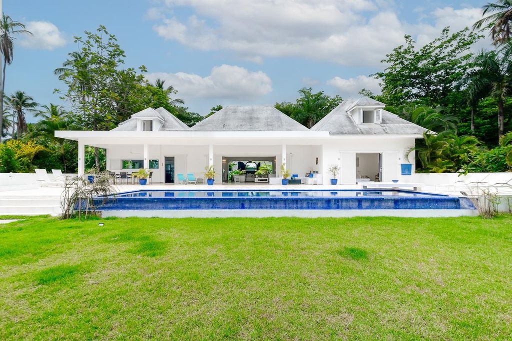 Property photo 1 of 29