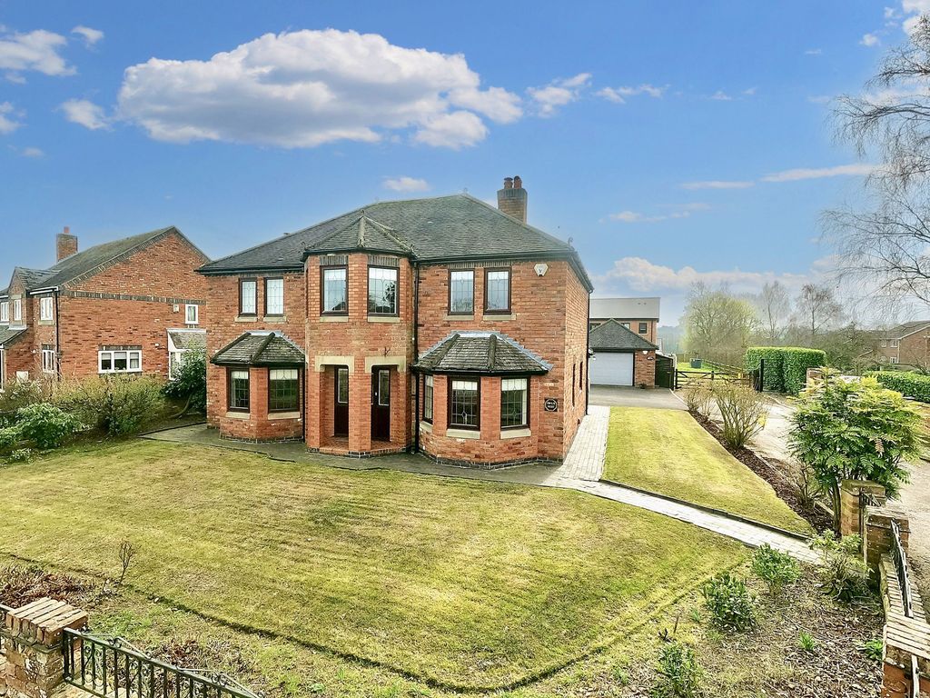 Property photo 1 of 30
