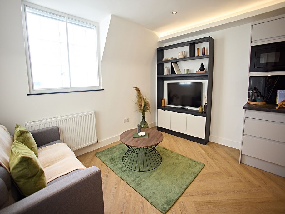 Property photo 2 of 14