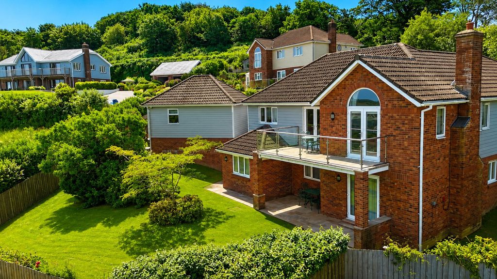 Property photo 1 of 43 Picture No. 46