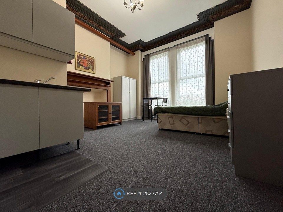 Property photo 3 of 4
