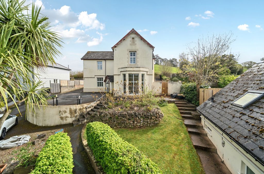 Property photo 1 of 26 1441303-1-69E0c97...