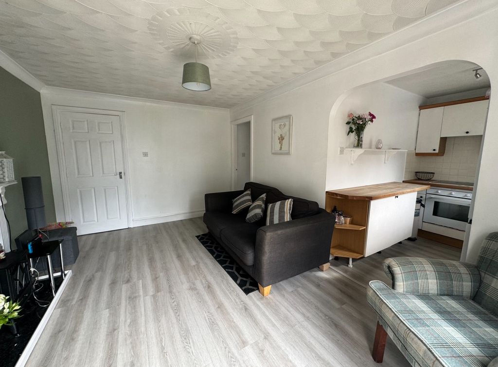 Property photo 3 of 15 Img_2647