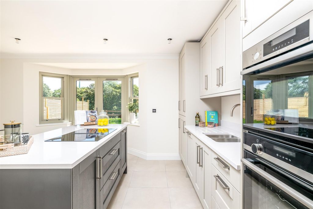 Property photo 3 of 22 250712 - Plot 4 Halls Close, Braughing - 09.Jpg