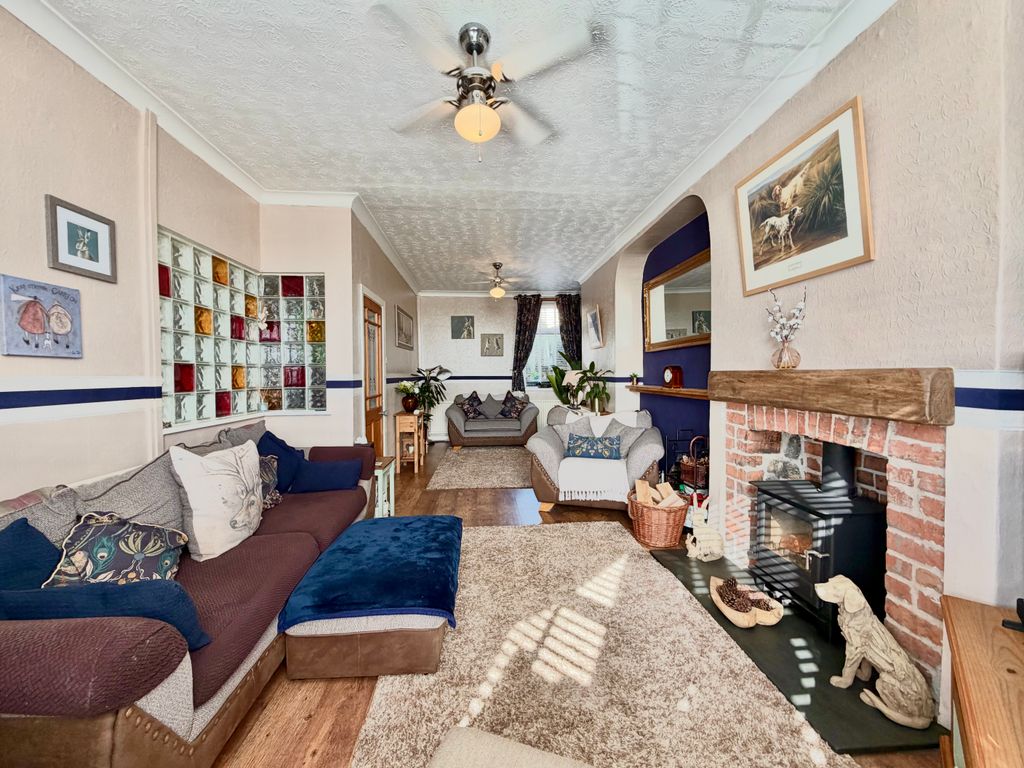 Property photo 2 of 24 Img_4637
