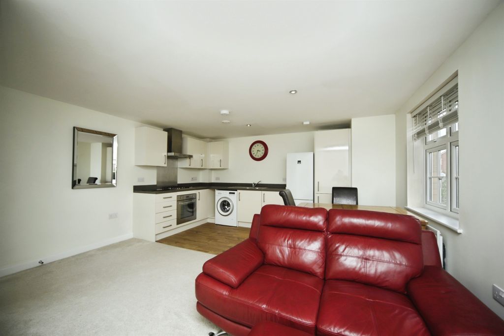 Property photo 2 of 11