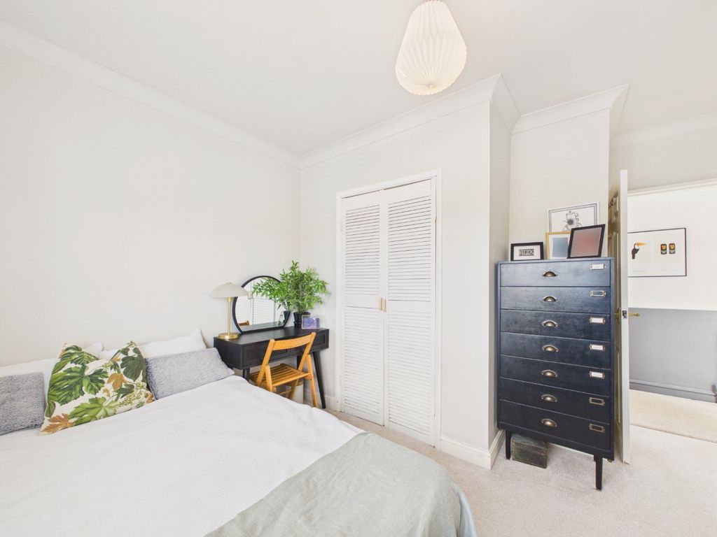 Property photo 3 of 31 4897633
