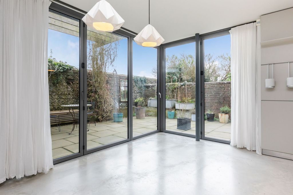 Additional image 6 of 3 bed detached house for salePriory Street, Lewes BN7