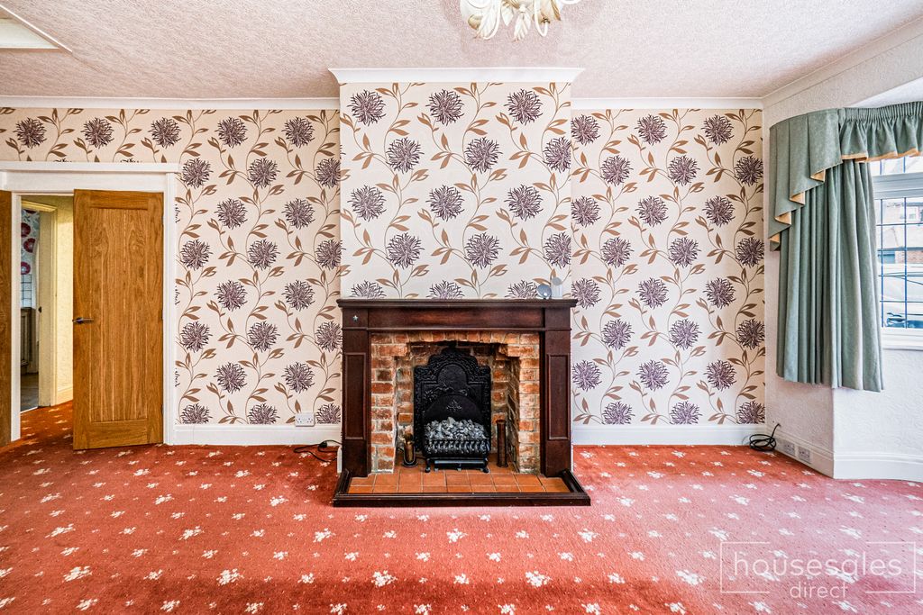 Property photo 3 of 16