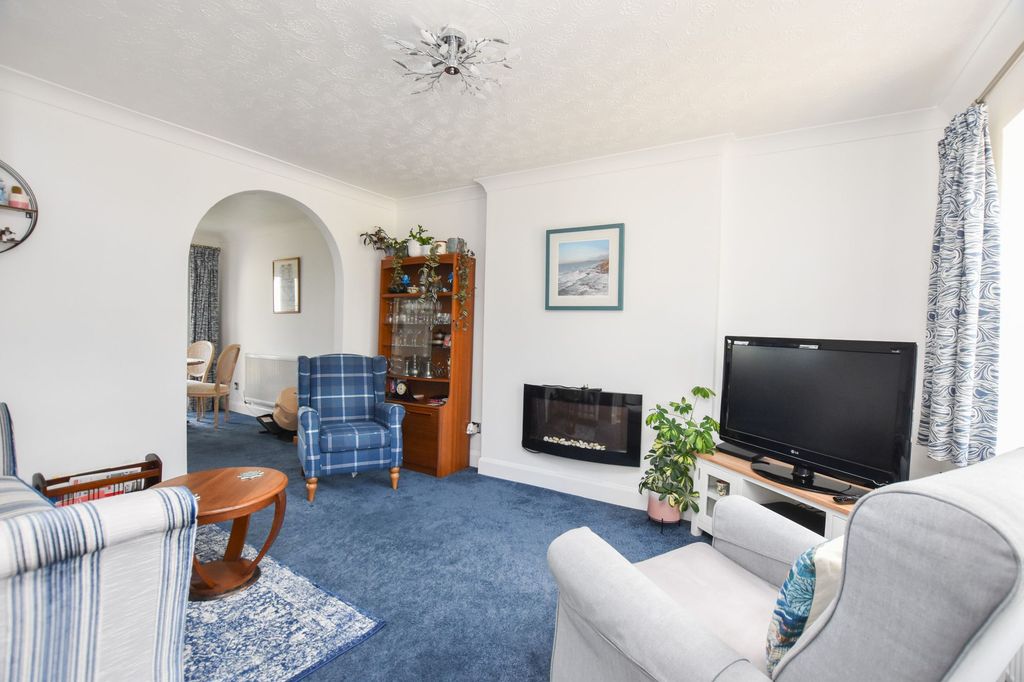 Property photo 3 of 14 Living Room