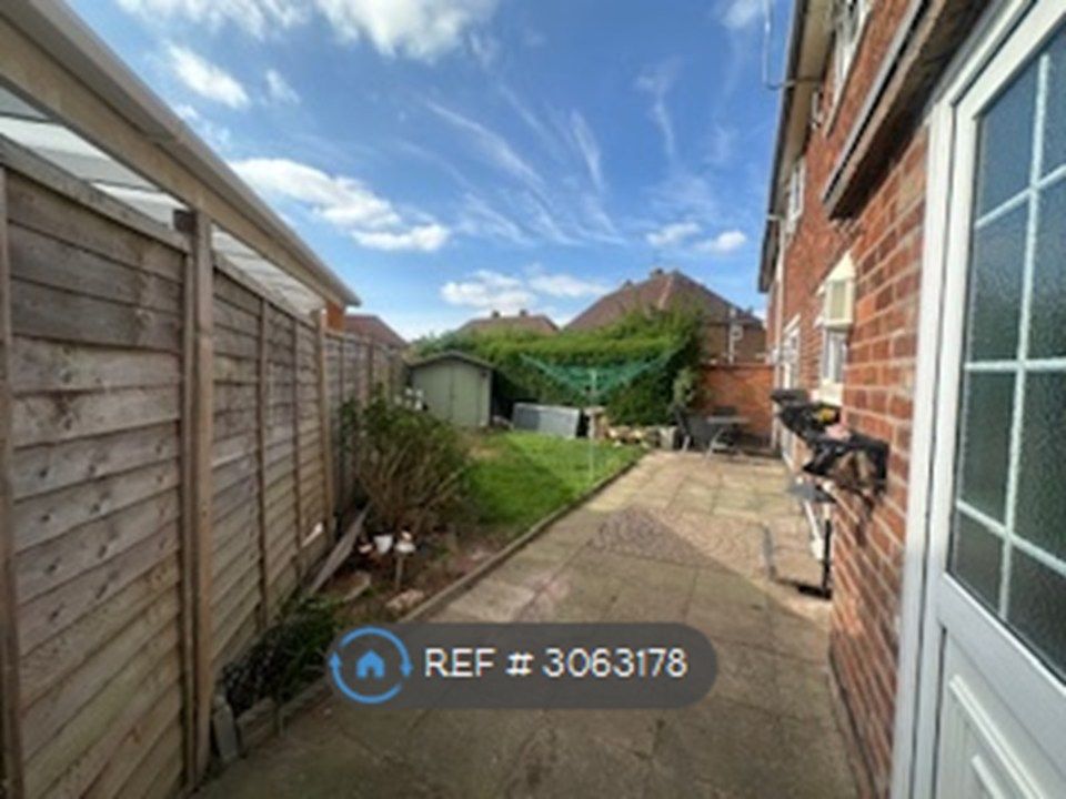 Property photo 3 of 18