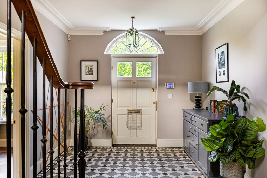 Property photo 3 of 20 Picture No. 05