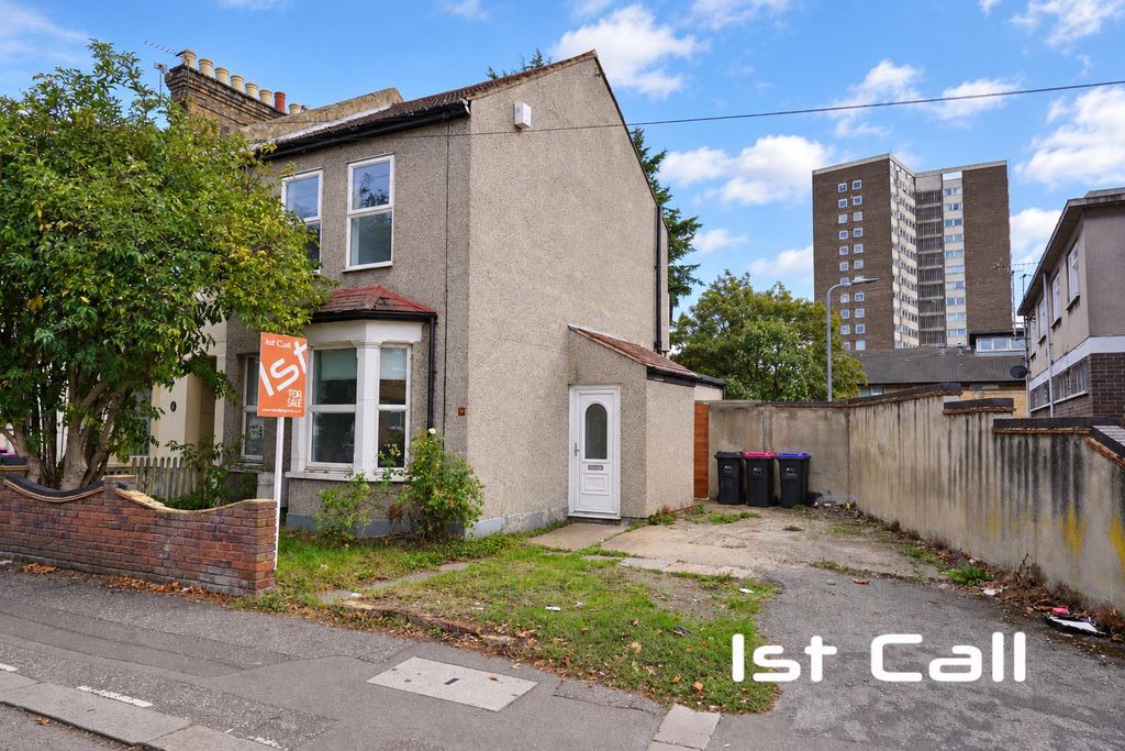 Property photo 1 of 15 Main2.Jpg