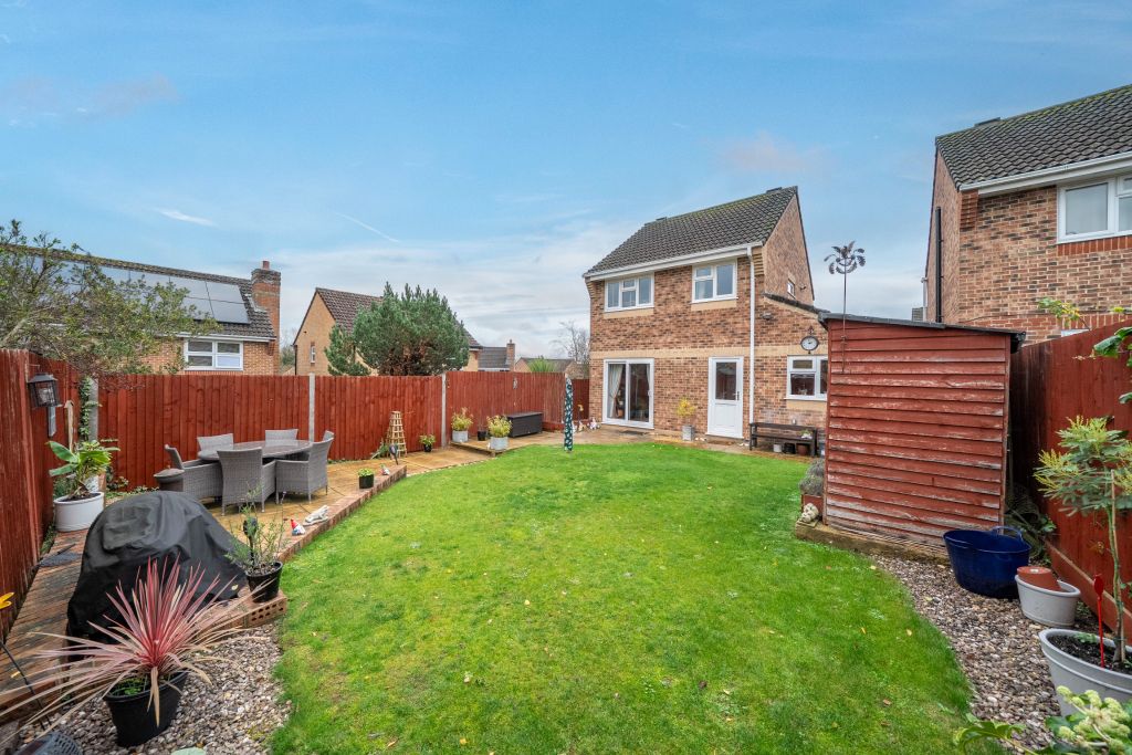 Property photo 2 of 24