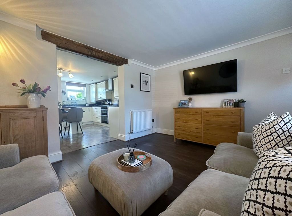 Property photo 3 of 21 Photo 3