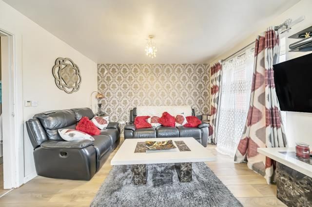Property photo 3 of 14 Reception Room