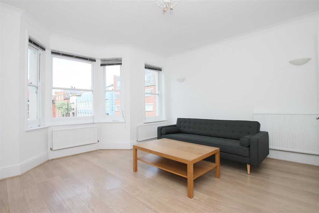 Property photo 3 of 8