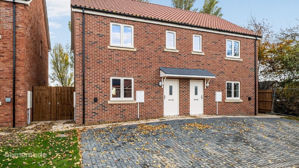 Property photo 2 of 18