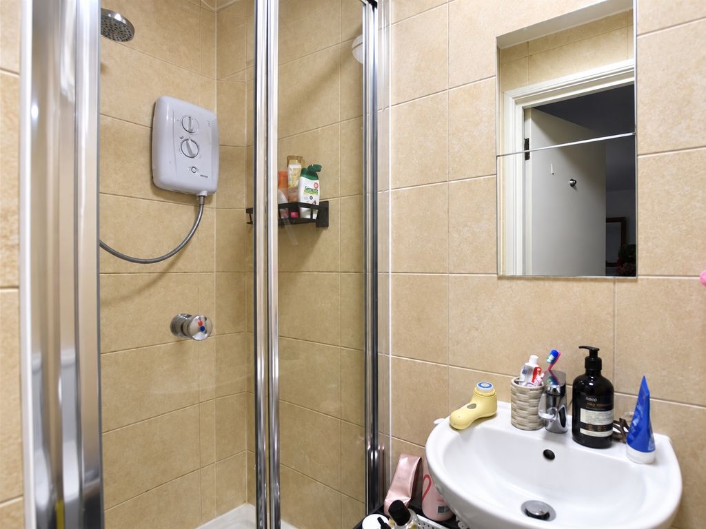 Property photo 3 of 3 Picture No. 05