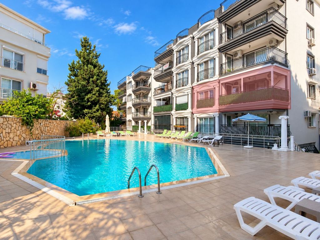 Property photo 2 of 24 Gorgeous Apartment For Sale In Altinkum, Didim – First Floor Apartment