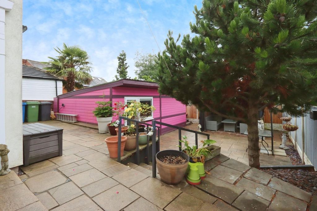 Property photo 2 of 20 Rear 04.Jpg