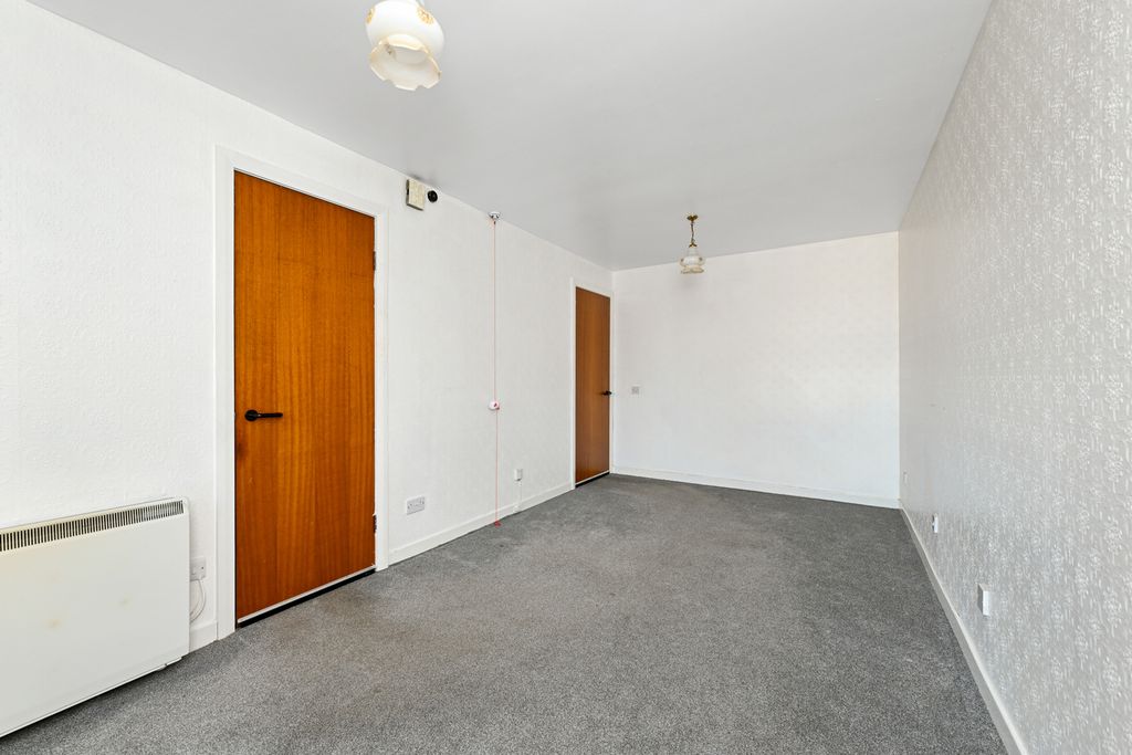 Property photo 3 of 17 Property Image 3