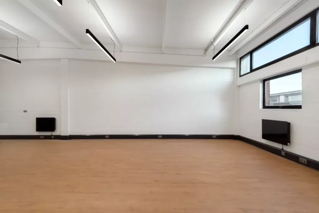 Property photo 2 of 6