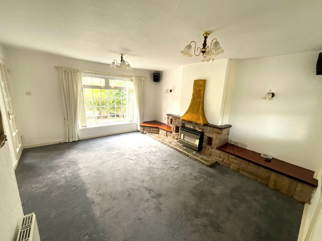 Property photo 3 of 12 Img_5944