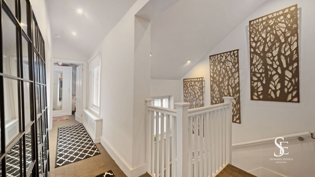 Additional image 20 of 5 bed property for saleOld Wokingham Road, Wokingham RG40
