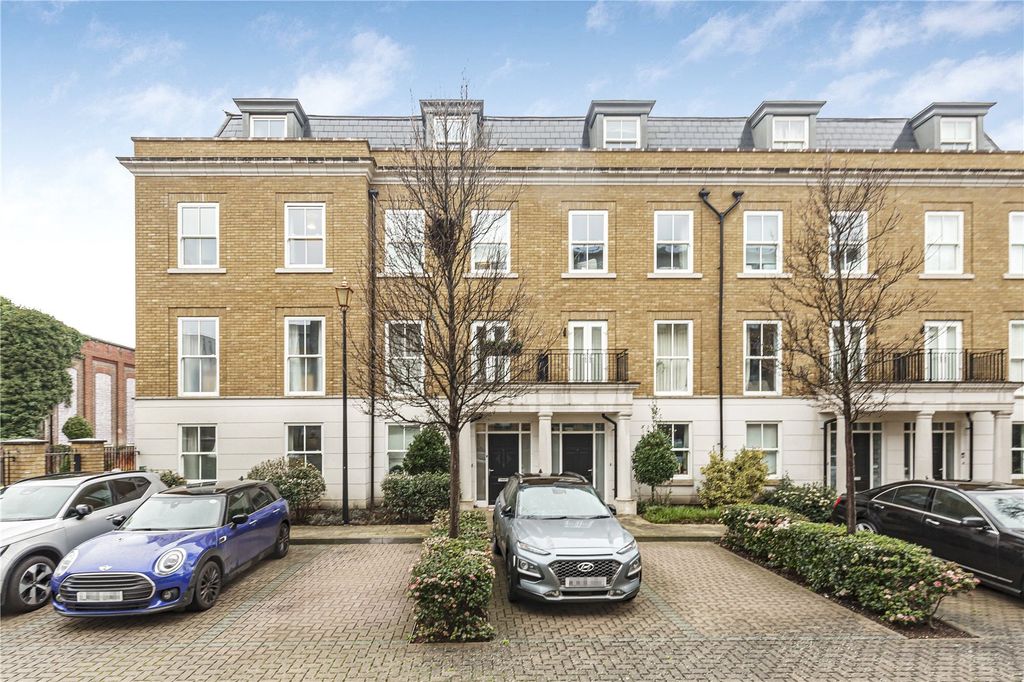 Property photo 1 of 17 Front Exterior