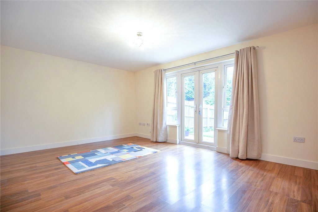 Property photo 2 of 23 Picture No. 08
